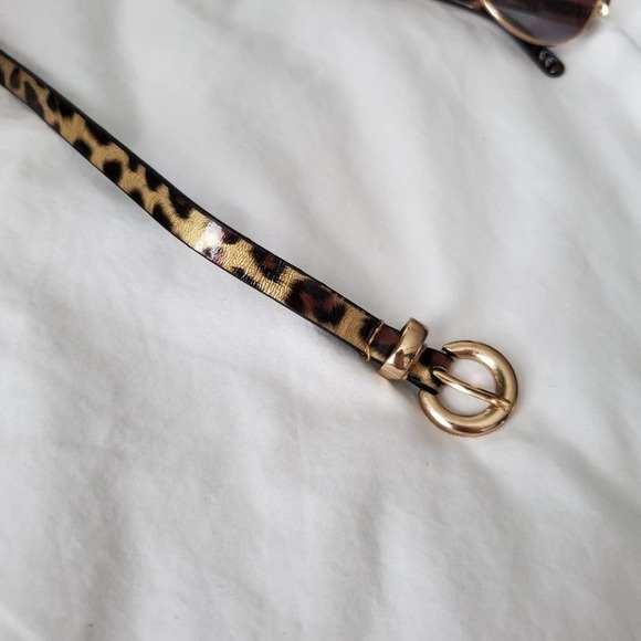 Thin Vinyl Belt Leopard Print Size XS/S - Picture 3 of 4